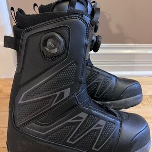 Salomon LAUNCH BOA SJ Black Snowboard Boots with BOA System